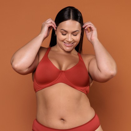 Sutiã Reforçado Duplo com Aro Microfibra Liquor