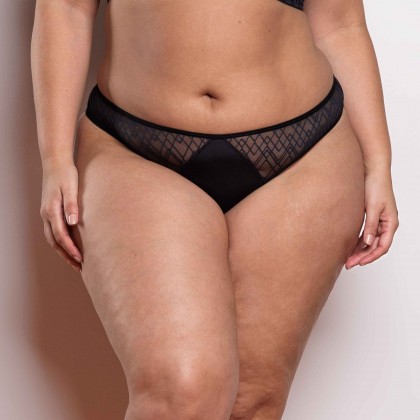 Calcinha com Recorte em Laise Preta
